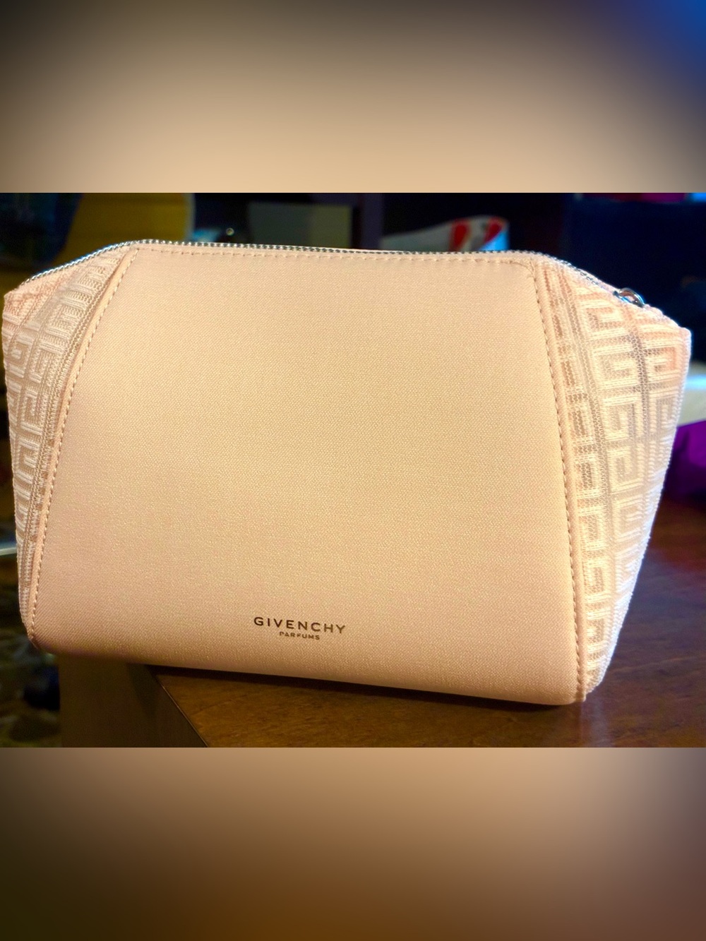 Givenchy Beautiful Rare Rose Pink Cosmetic Pouch with Silver Givenchy Embossing - Picture 9 of 17